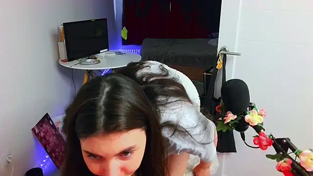 peachyness live