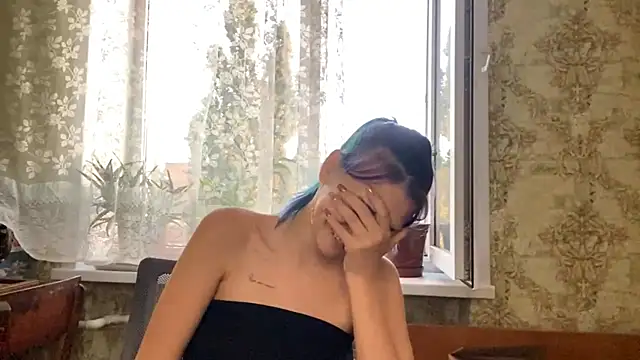 Helen18glo live