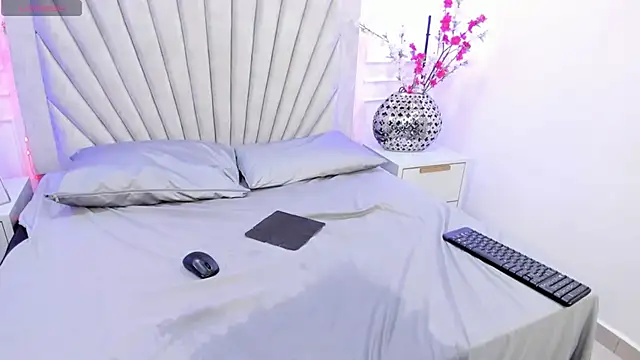 KathyRoseee live