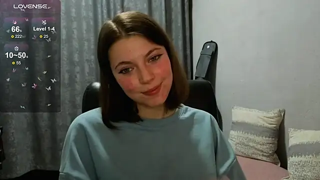 LoriYates live