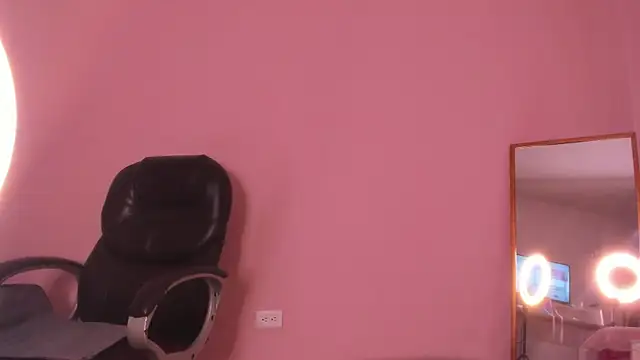 Annapinuplovex live