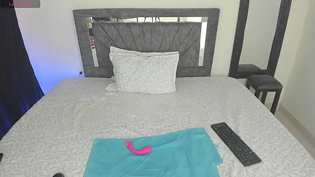 Laurasofia01 live