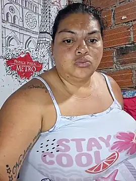 Juli_Powl live