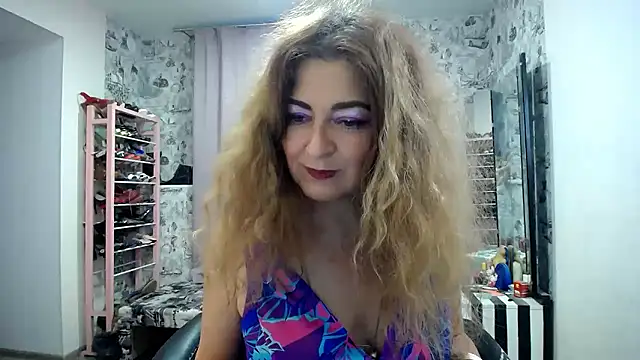 Helen1974 live