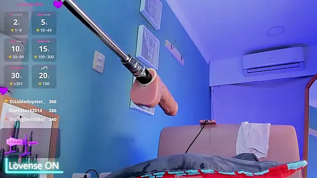 Luna_Raay live