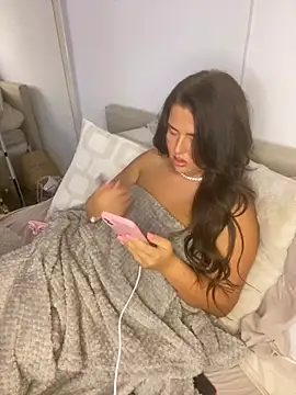 SofiagreenUK live