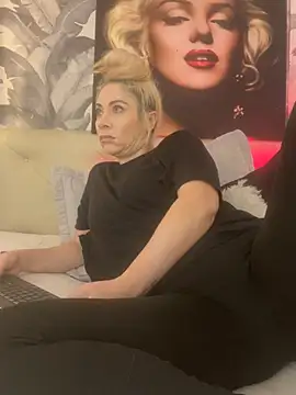 viktoria_davis_ live