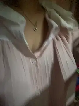 Emmi_cute9x live