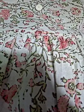Priya_Bong live