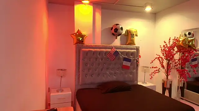 Juliieta_gray live