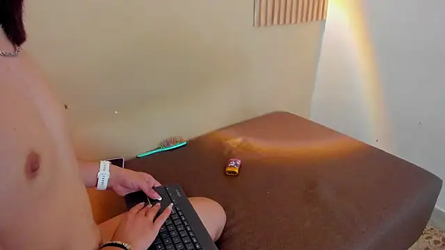 BABY_WARDWELL live