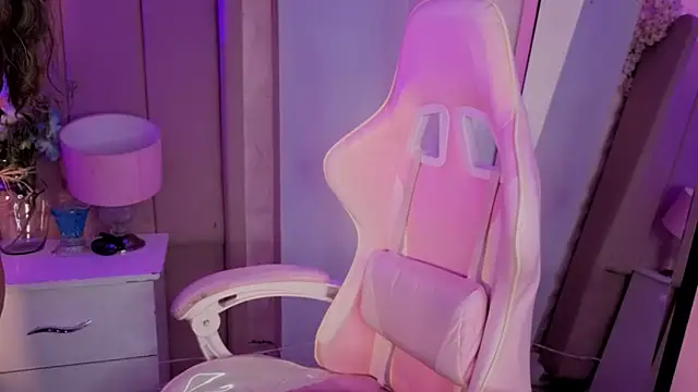 MollyBigBoobs12 live