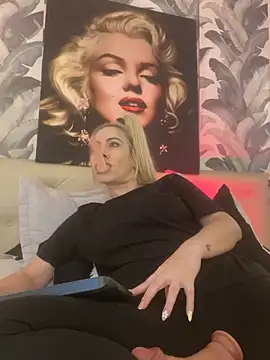 viktoria_davis_ live
