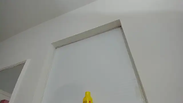 SarahDoll__ live