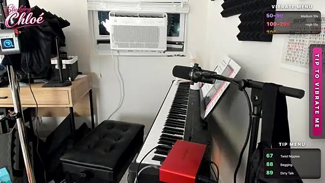 itschloelaurent live