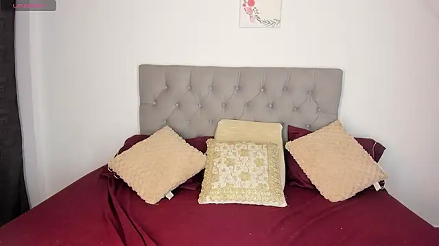 Nicol_Swift_ live