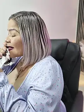 Dalessa_Bigtits live