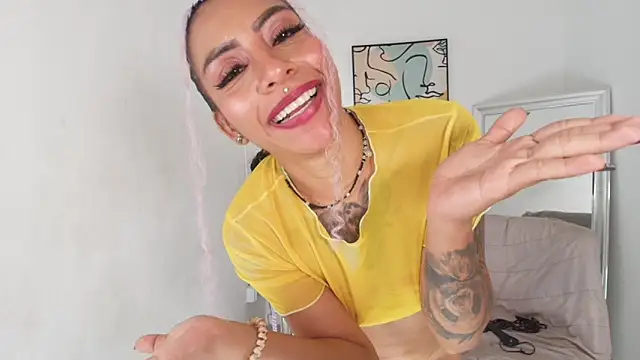 Zoe_borgues live