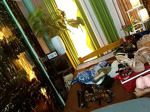 Queen_kendalx19 live