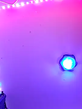 cheekyboyx live