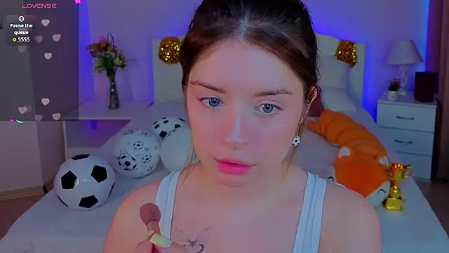 selenamils live