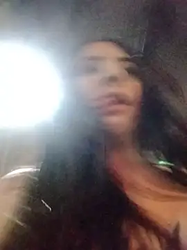 Maggiee_1 live