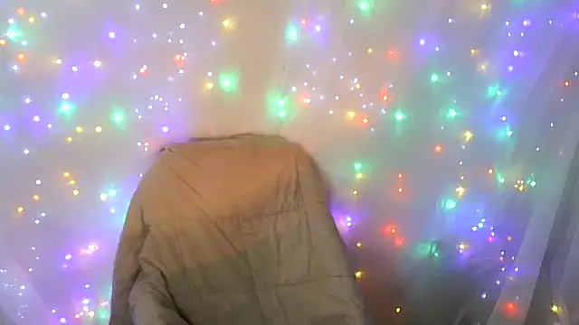 Victoria_Marks live