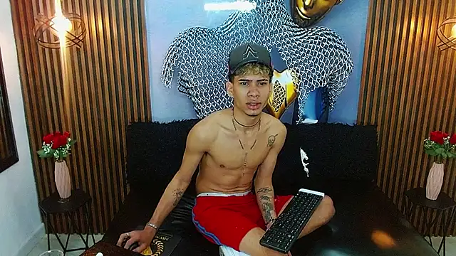 Skinny_cute_Alyer live