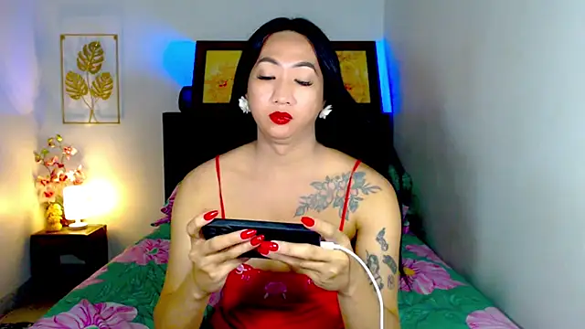 LovelyQueen69 live