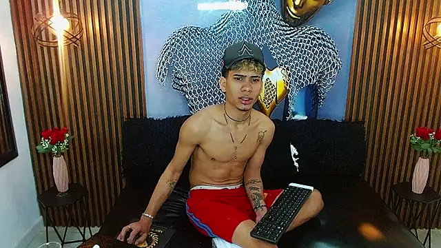 Skinny_cute_Alyer live