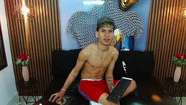 Skinny_cute_Alyer live