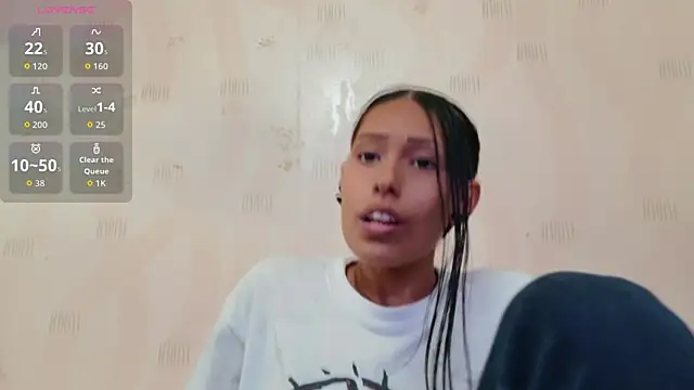 yourcuteneighbourr live
