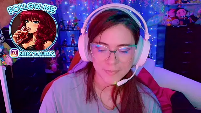 _niiky live
