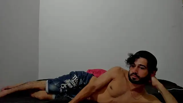 Aron_go live