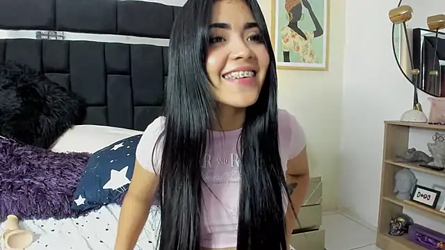 Tiana_moon live