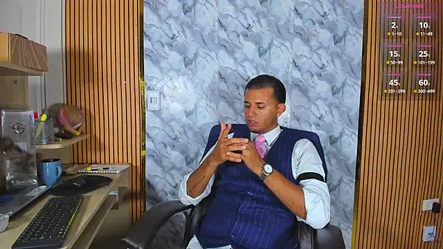 Hideintheoffice live