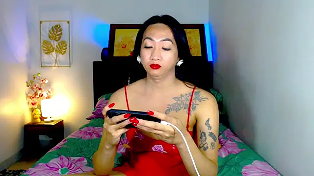 LovelyQueen69 live