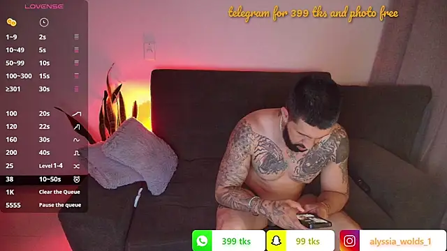 Alyssa_and_DAngelo live