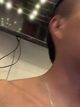 Emiliano_Reyes live
