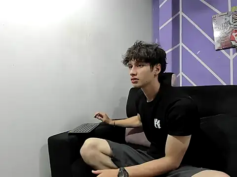 DANIEL_Hot777 live