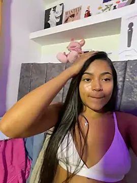 Ariaanaa_grey live