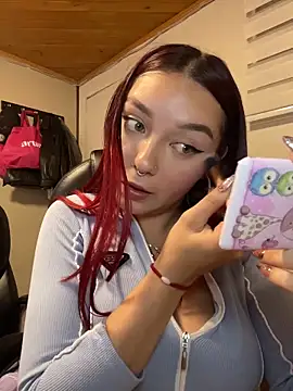 Karen18_boobs live