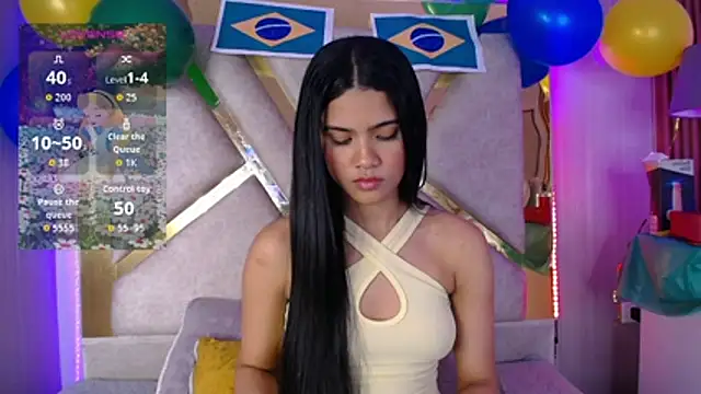 Violet_Collins1 live