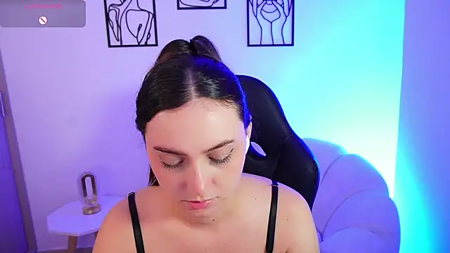 AliceHarper_ live