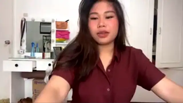 CathleenLaurole live