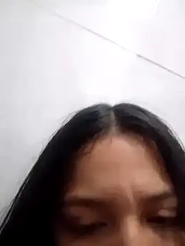 Leya_Phone live