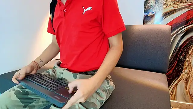 RAPHAEL_NYON1 live