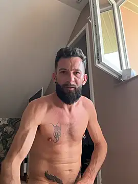 Michel_huge live