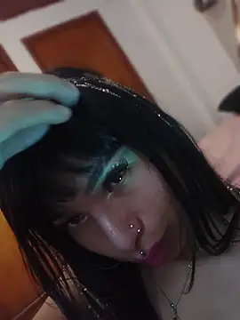 MeelFox profile