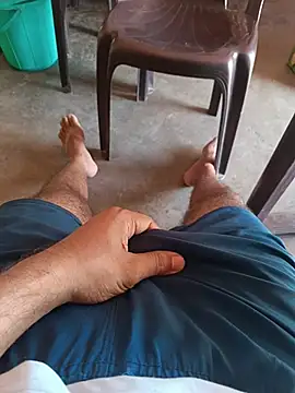 Desindianbull69 live